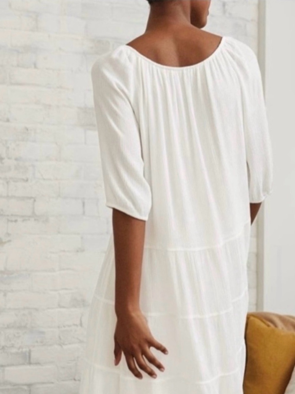 RW&Co Women’s White V-Neck Tiered Dress - Picture 2 of 7